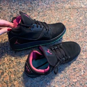 Kids air Jordan 23 black and pink